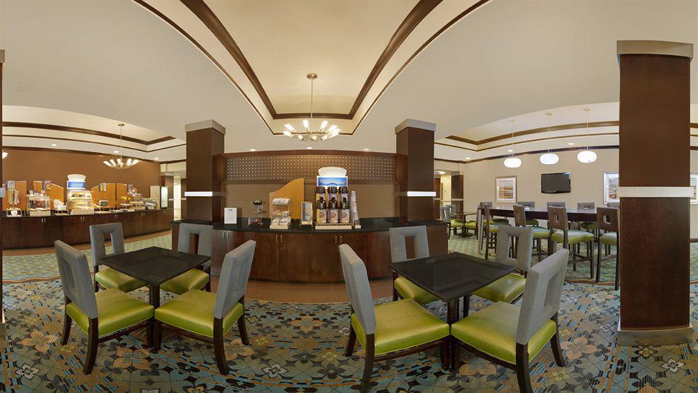 Holiday Inn Express And Suites Stroudsburg-Poconos By Ihg Exterior photo