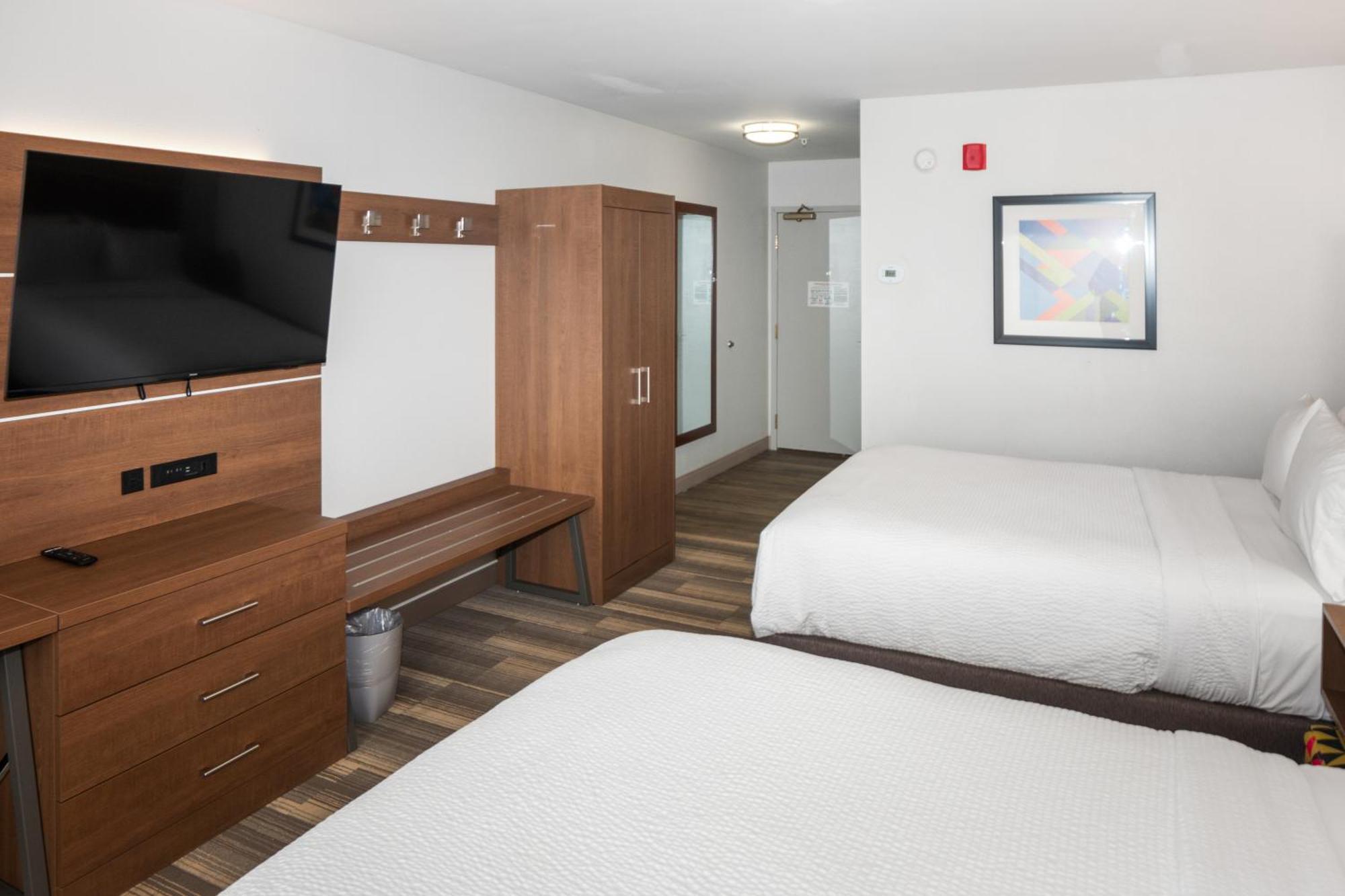 Holiday Inn Express And Suites Stroudsburg-Poconos By Ihg Exterior photo