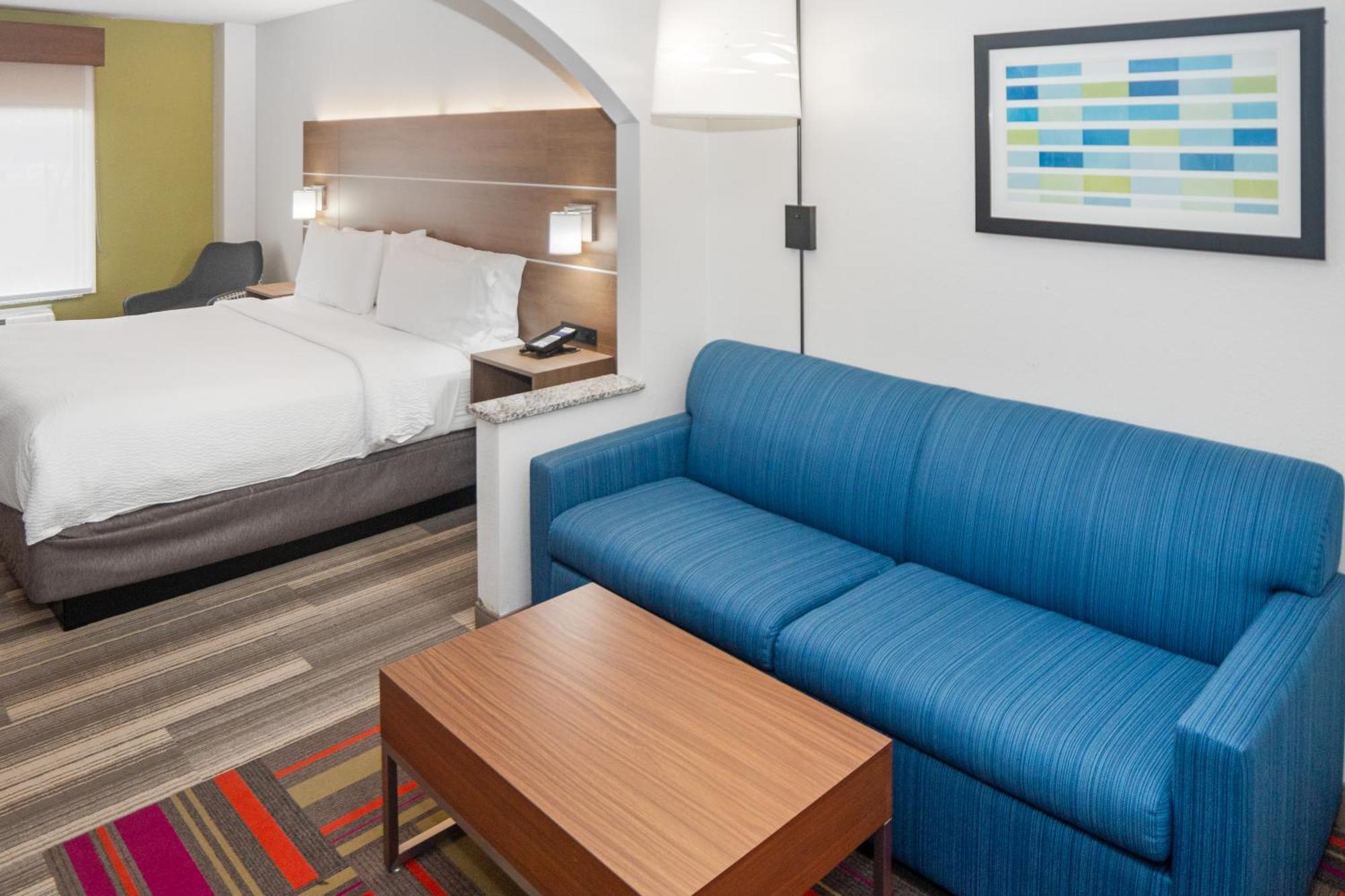 Holiday Inn Express And Suites Stroudsburg-Poconos By Ihg Exterior photo